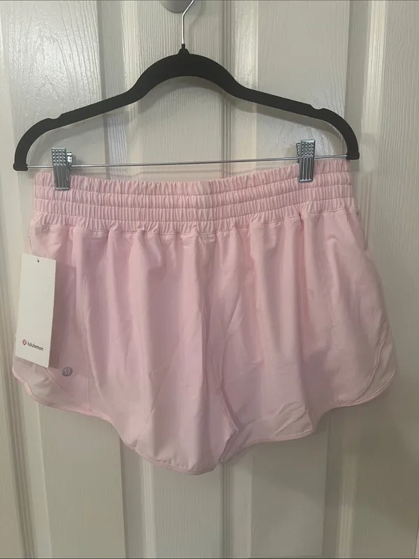 Lululemon Hotty Hot HR Short 2.5” Lined - Image 2