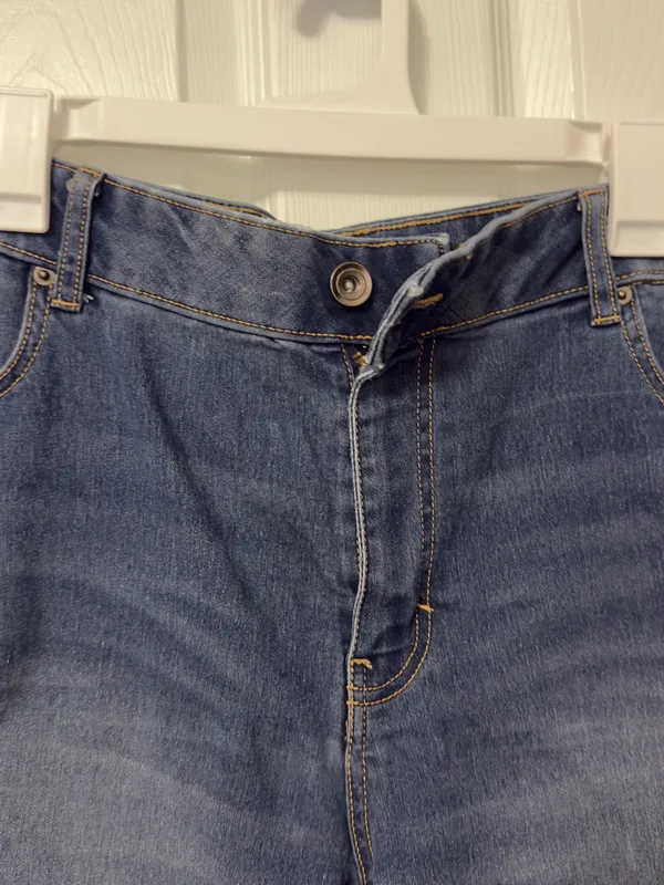 Terra & Sky Indigo Stretch Denim Shorts - Image 3