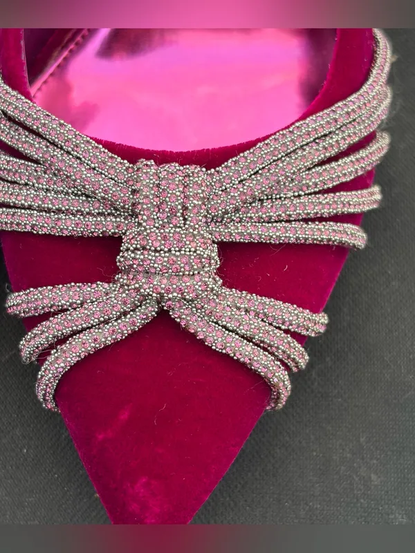 Vince Camuto Faine Magenta Velvet Rhinestone Bow Pointed Toe Pumps Heels Shoes 8 - Image 5