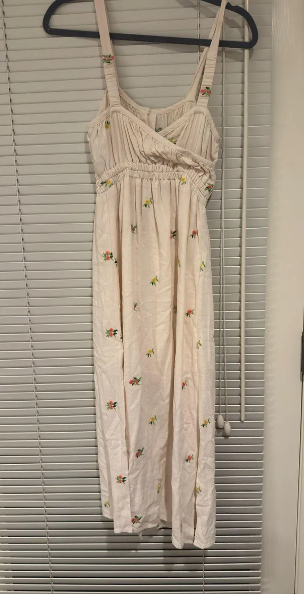 Dex Button Front Cami Midi Dress Beige Floral White - Image 3