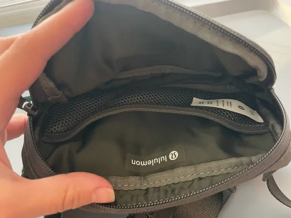 Lululemon Mini Belt Bag - Image 3
