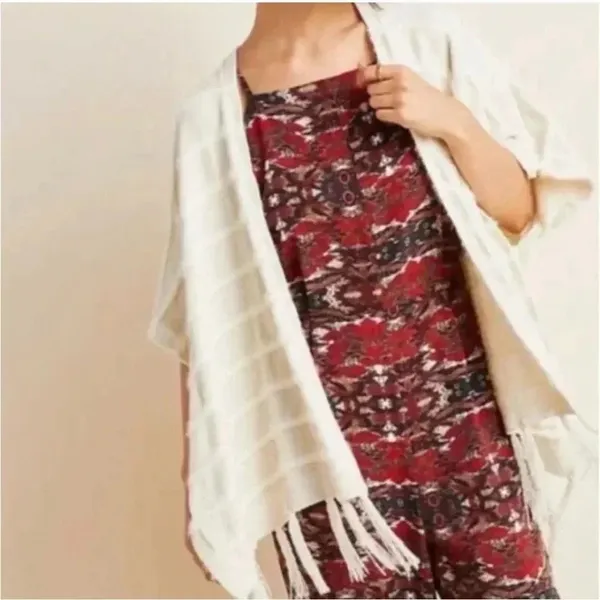Anthropologie Akemi + Kin One Size Chenille Knit Open Front Poncho Cardigan - Image 3