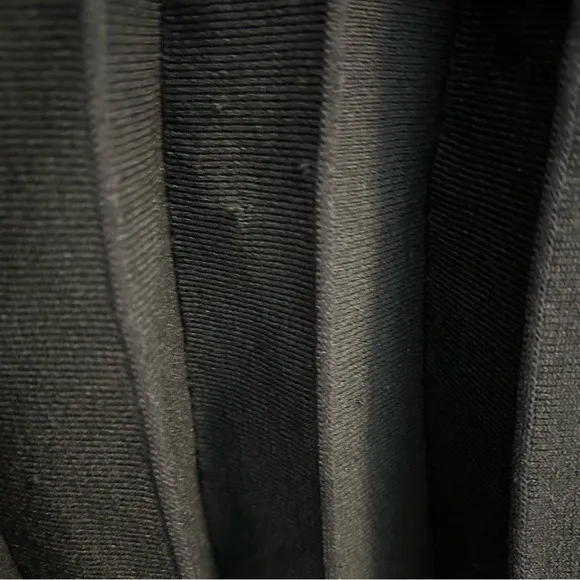 Edited by Remi Bader Pleated Dress 1x Black Stretch Sleeveless cocktail career - Image 8