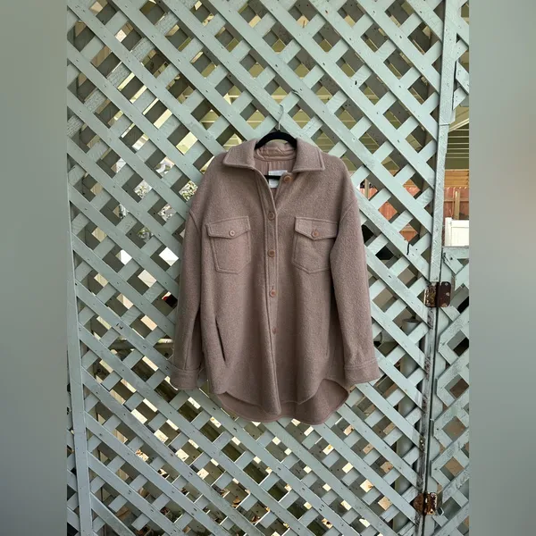 Aritzia Wilfred Free Ganna Shacket - Image 2