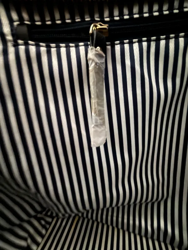 Kate Spade NewYork | Pelican Tote bag, purse - Image 8