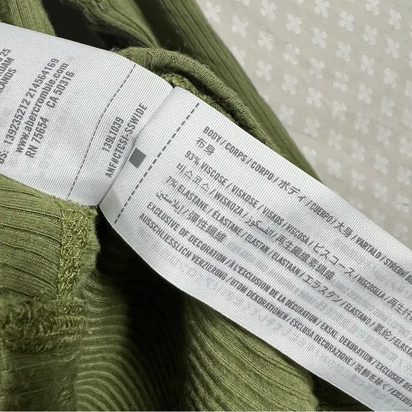 Abercrombie & Fitch Green Ribbed‎ Button Front Top - Image 4