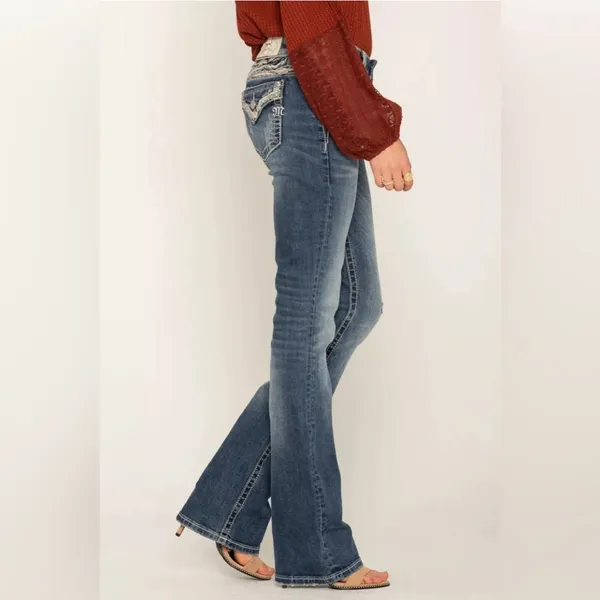 Jeans Lightly Loved Worn Once. Beautiful Pearls, Rhinestones, Sequins - Image 3