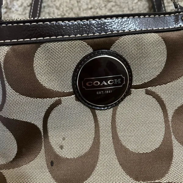 Coach Signature Monogrammed C Canvas Purse Travel Tote Bag Zip Closure - Image 4
