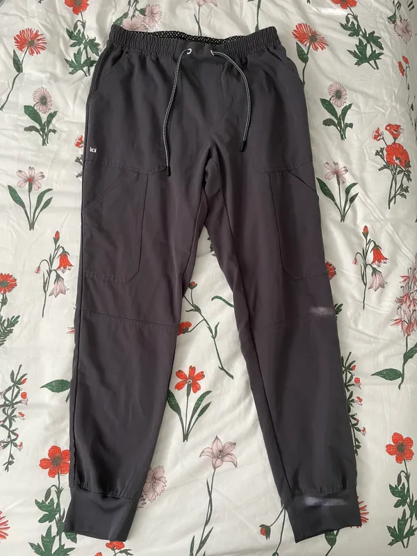 Koi Grey Scrubs Size XS - Image 6