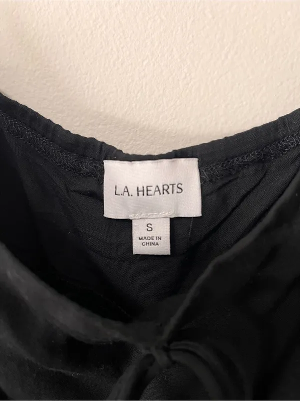 L.A. HEARTS Black Flowy Siren Tier lace Women’s Blouse Tank Top Sz S EUC - Image 2