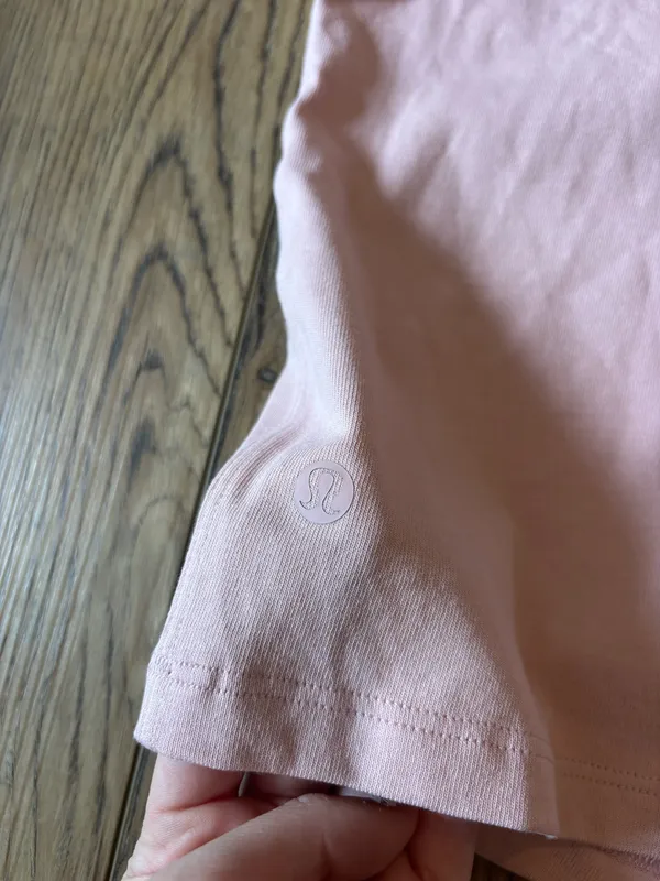 Lululemon graphic top  - Image 4