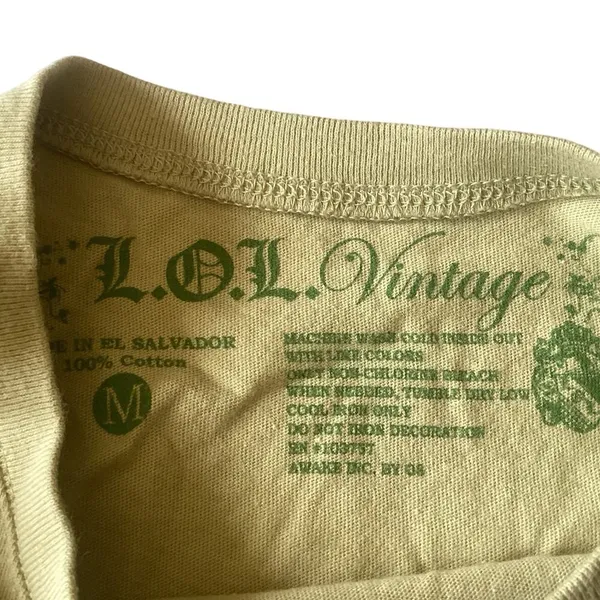 LOL Vintage Christmas Tee Green Size M - Image 4