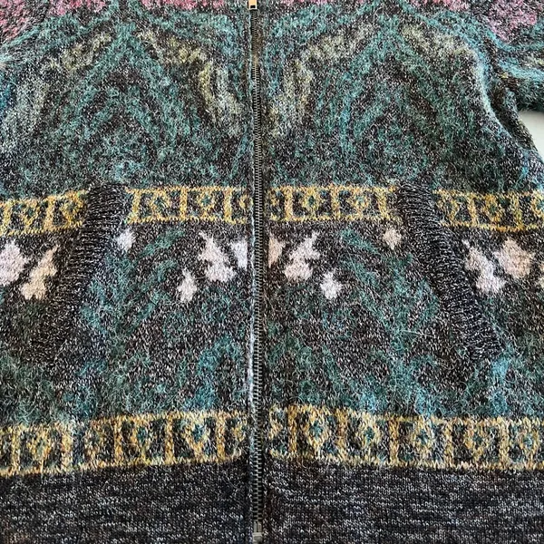 Gimmicks by BKE Women’s Sweater - Image 3