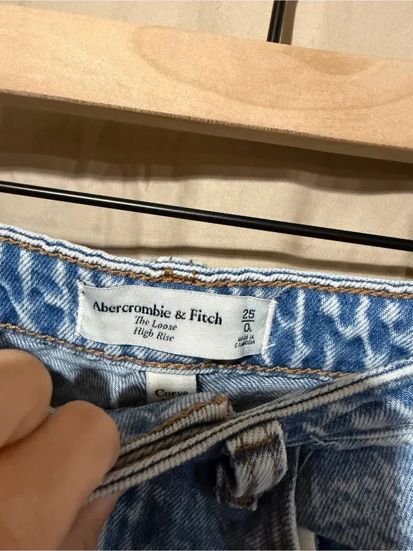 Abercrombie & fitch jeans - Image 2