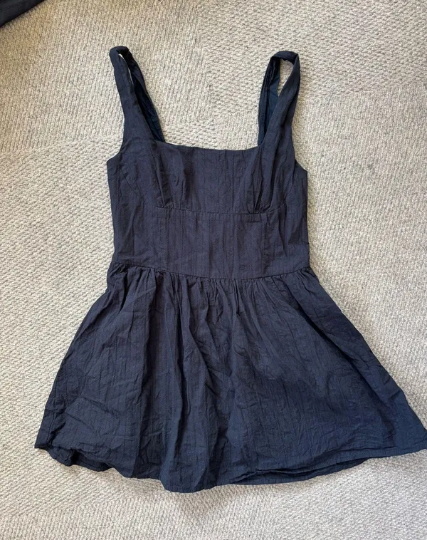 White Fox Boutique Black Dress - Image 2