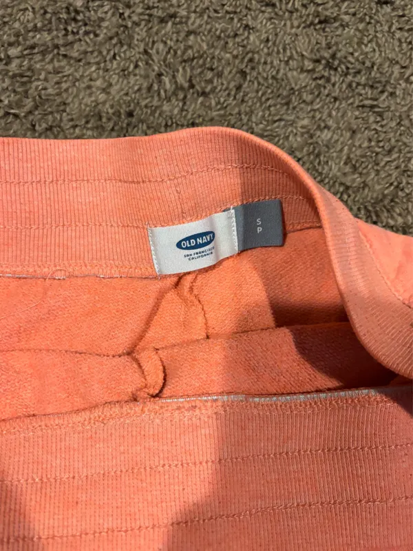 Old Navy Shorts - Image 4