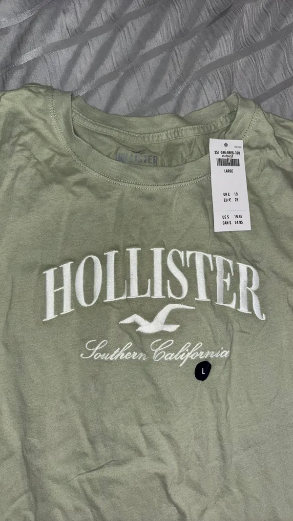 Green Hollister Shirt - Image 2