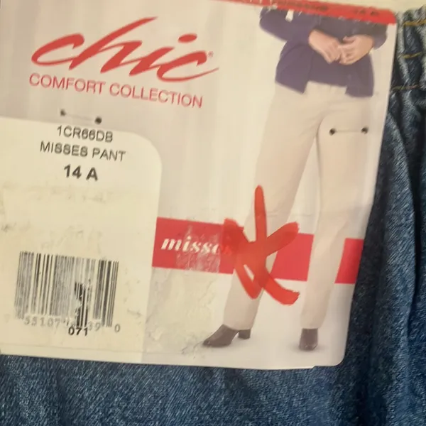 FINAL MARKDOWN NWT chic denim jeans 14 - Image 4