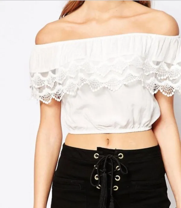 ASOS Parisian off shoulder crochet trim top S/M - Image 2