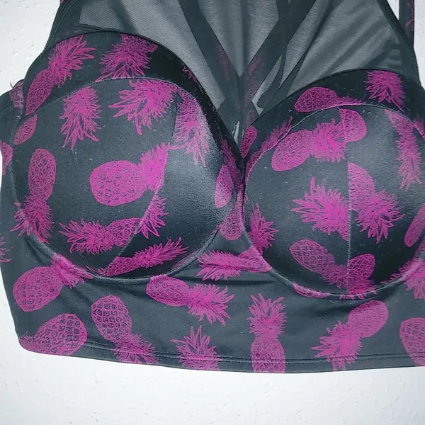 Torrid 2X Super Sexy Mesh Straps Black Red Pineapples Bra - Image 2