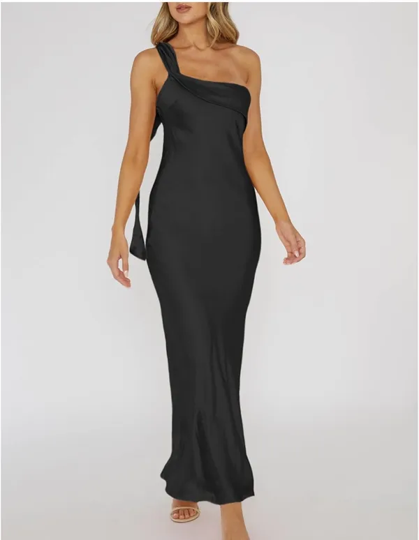 Black satin one shoulder dress - Image 3