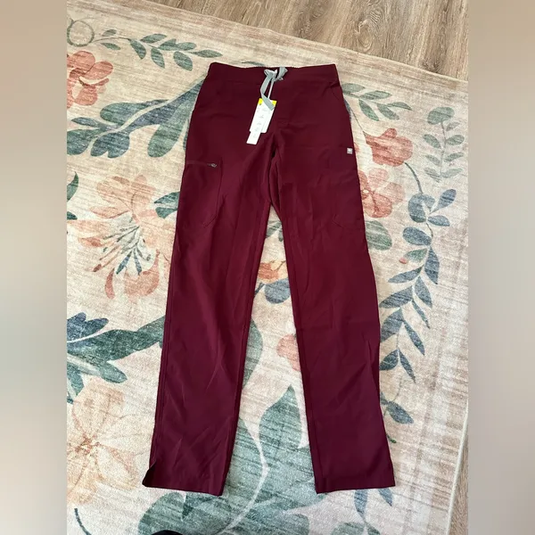 Figs High Waisted Yola Skinny Scrub Pants - Image 4