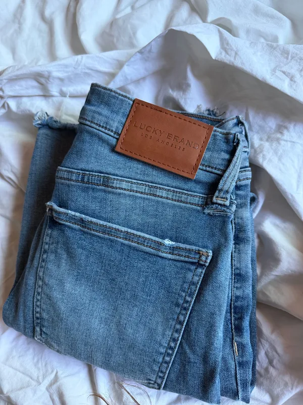Lucky Brand Jeans - Image 2