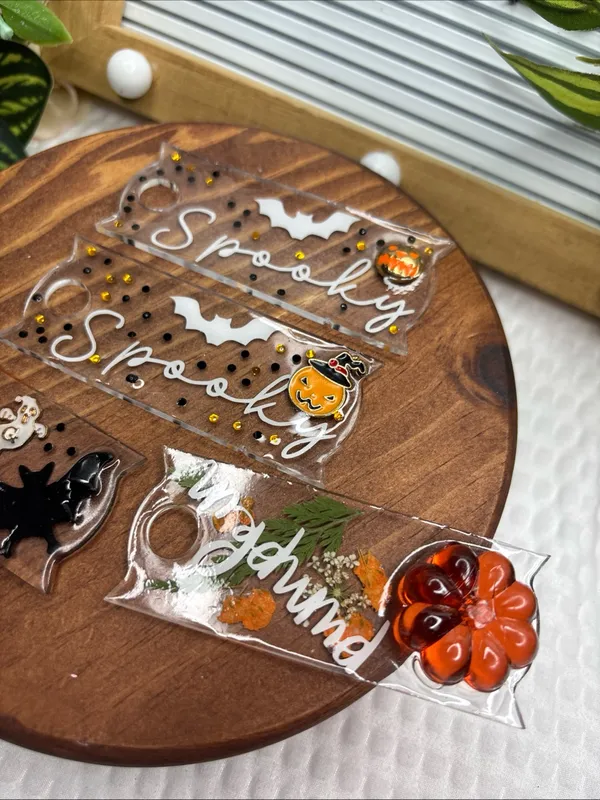 Handmade Clear Halloween Acrylic Keychains - Spooky Pumpkins & Bats - Image 3