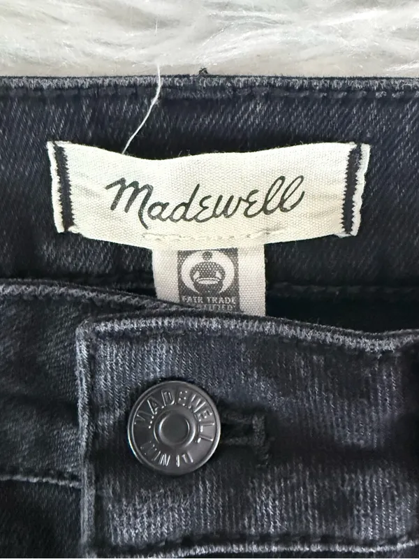 Madewell Curvy Kick Out Crop Jeans Black 29 Petite High Rise - Image 3