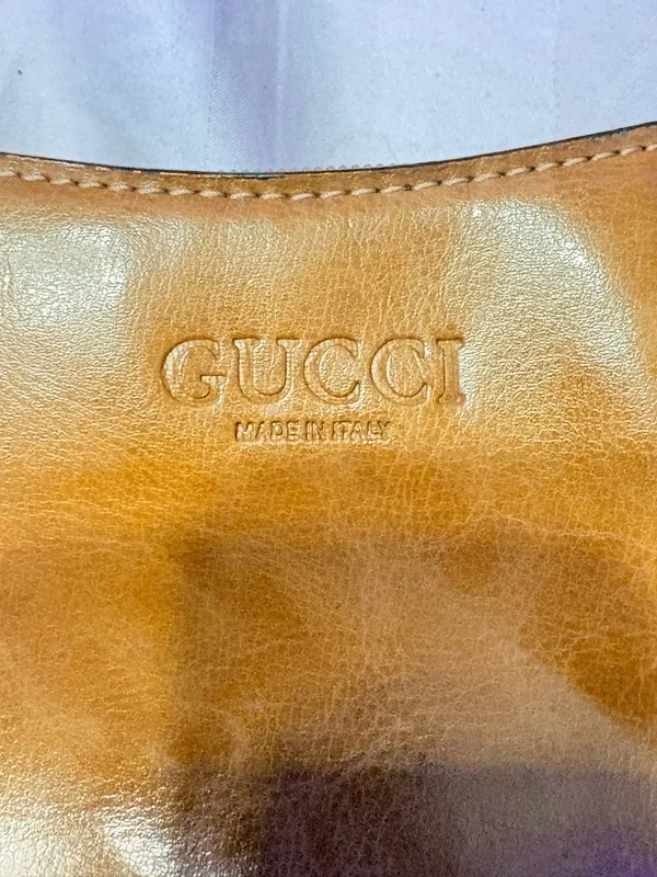 Trendy 90s/early 2000s style baguette purse in a warm camel/tan color. Perfect minimalist everyday bag that fits comfortably under the arm. - Image 3