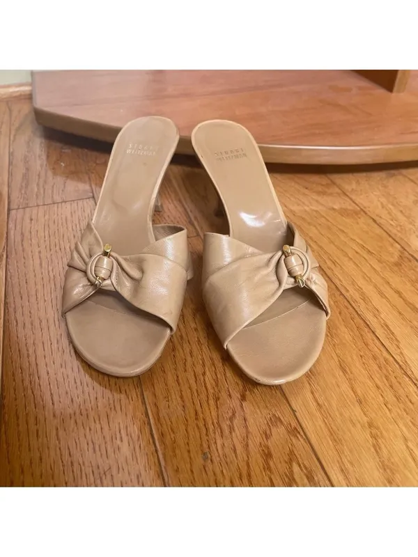 Stuart Weitzman Leather Mules Sandals open toe Beige Tan Sz 8 - Image 9