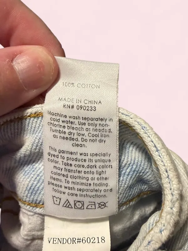 PacSun Light Blue Denim Waistband Detail - Image 4