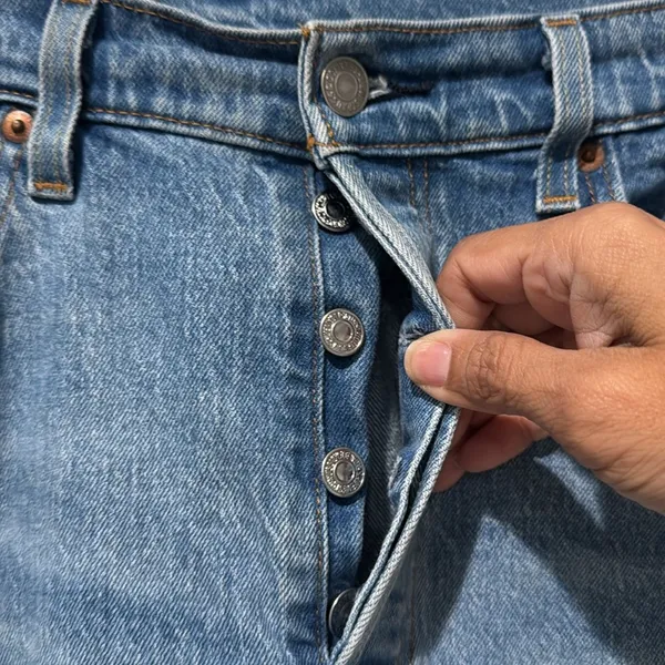 Levi's 501 Original Fit Stretch Women’s Jeans Straight Fit High Rise button Fly - Image 7