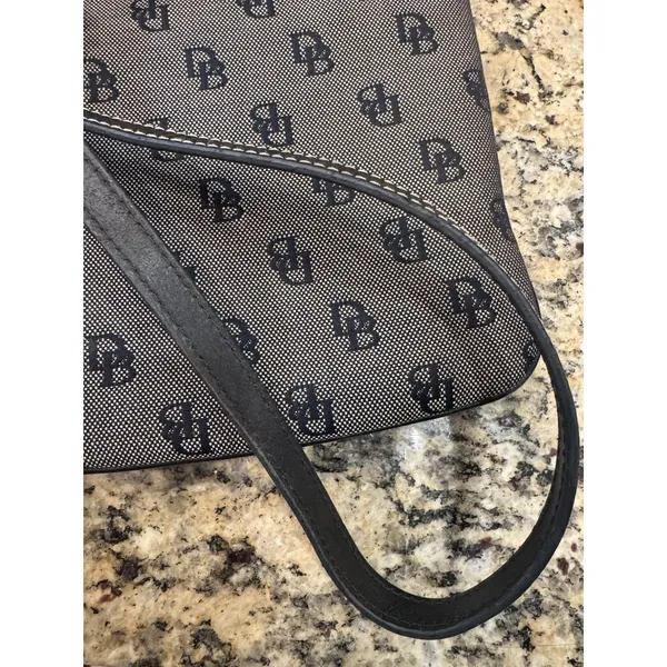 Dooney Bourke Messenger Crossbody Shoulder Bag Logo Canvas Leather‎ - Image 2
