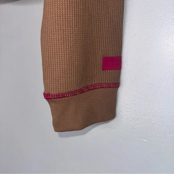 NWT Fabletics Brown Pink Trim up Up Hoodie Waffle XSmall‎ - Image 3