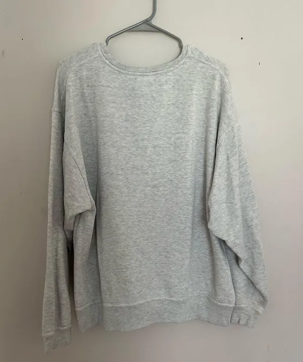 Emerald Isle Crewneck Gray Size XL - Image 2