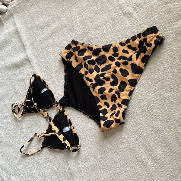 MATTE Collection Monokini - Image 4