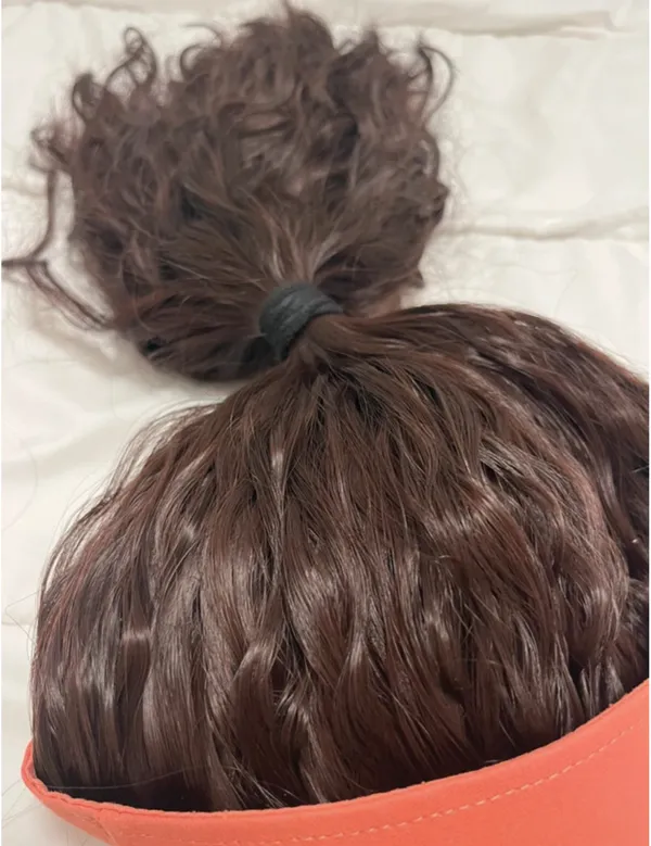 Wig with a hat Brown Size undefined - Image 2