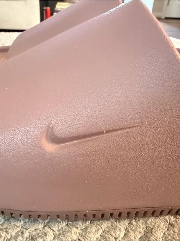 Nike Women’s Slide Sandals Size 10 - Image 4