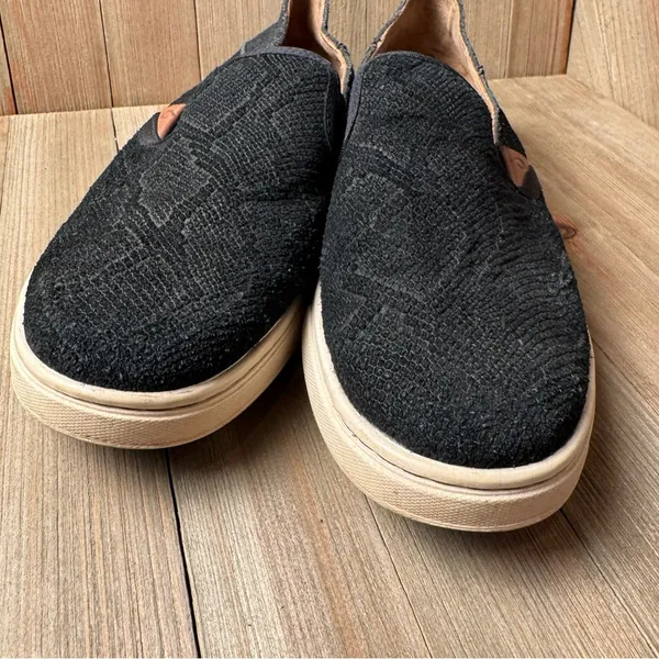 OluKai Womens 6.5 Black Snake Embossed Suede Leather Slip‎ On Loafers Shoes - Image 3