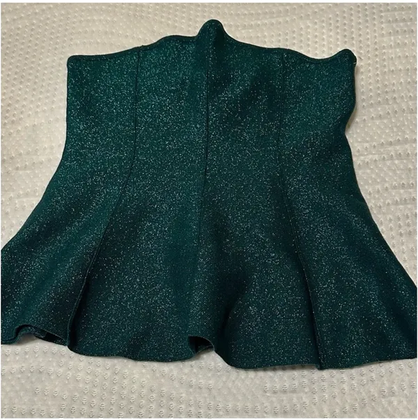 Anthropologie Pilcro Sparkling Dark Green staples Top size Large - Image 2