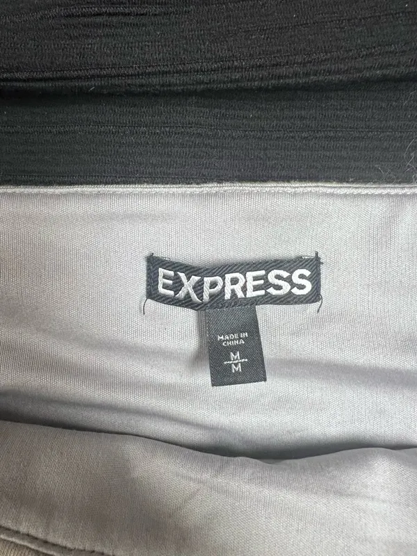 Express Silver Ombre Sequin Mini Skirt - Image 4