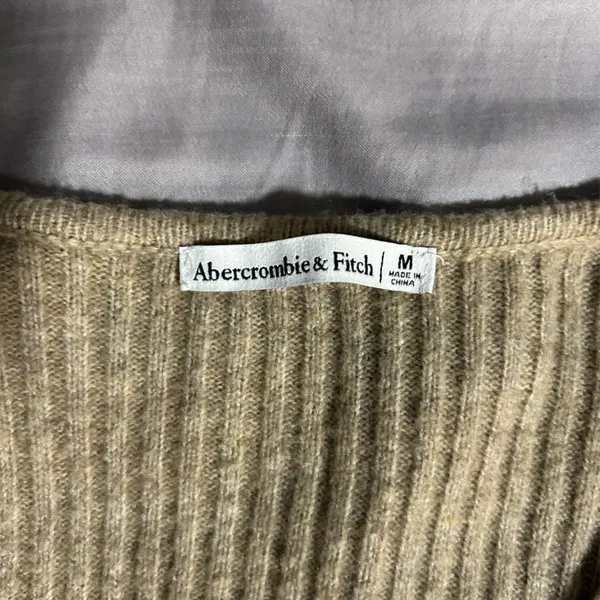 Abercrombie & Fitch Ribbed Skimming Cardigan Size M - Image 2