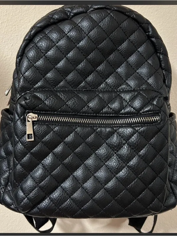 Quilted Black Women's Backpack with Front Zip Pocket - Image 2