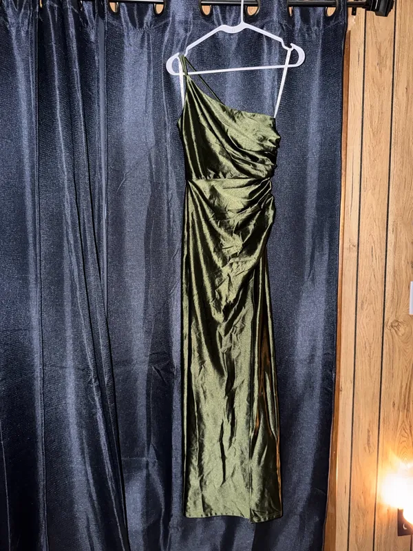 David's Bridal Bridesmaid Dress - Image 7