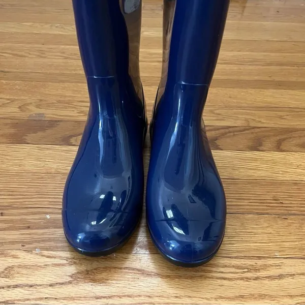 UGG Sienna Matte Blue Rain Boots Women’s 7 Waterproof Weather Core Gorpcore - Image 4