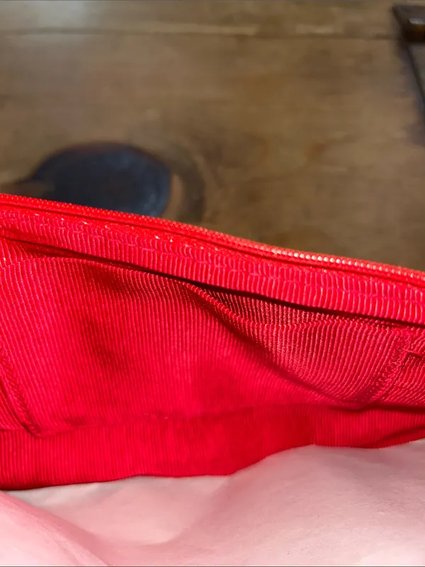 Red Mesh Sequin Ruched Clutch Evening Bag 10x5 NWT - Image 5
