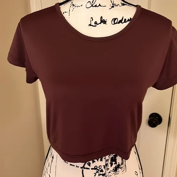 Vintage Boutique Europa brown crop top Size medium - Image 2