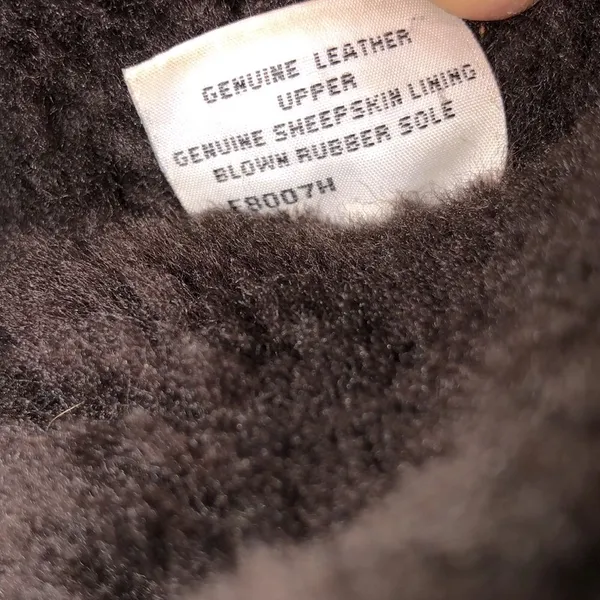 Ugg brown classic shirt boots with genuine sheepskin lining size 6 - Image 10
