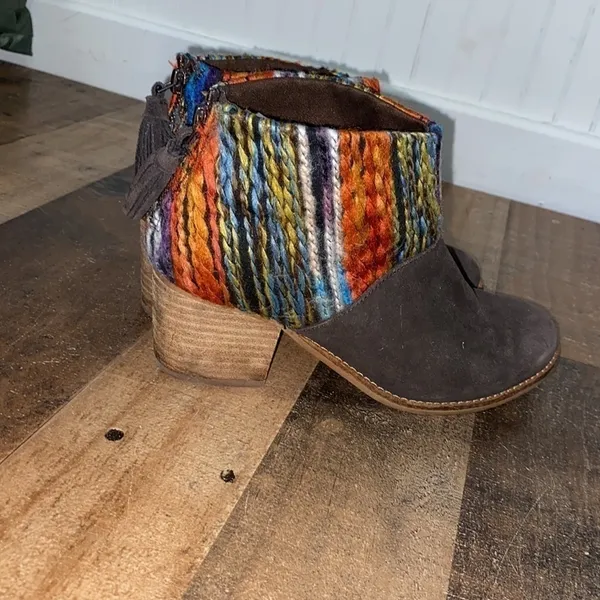 Toms ankle boots booties yarn embellished boho 7.5 brown‎ leather suede Leila - Image 5